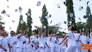 Citizen6, Surabaya: 183 bintara baru yang telah lulus dari Dikmaba PK TNI AL mengungkapkan kegembiraannya dengan dengan melemparkan topi keudara. (Pengirim: Kobangdikal).