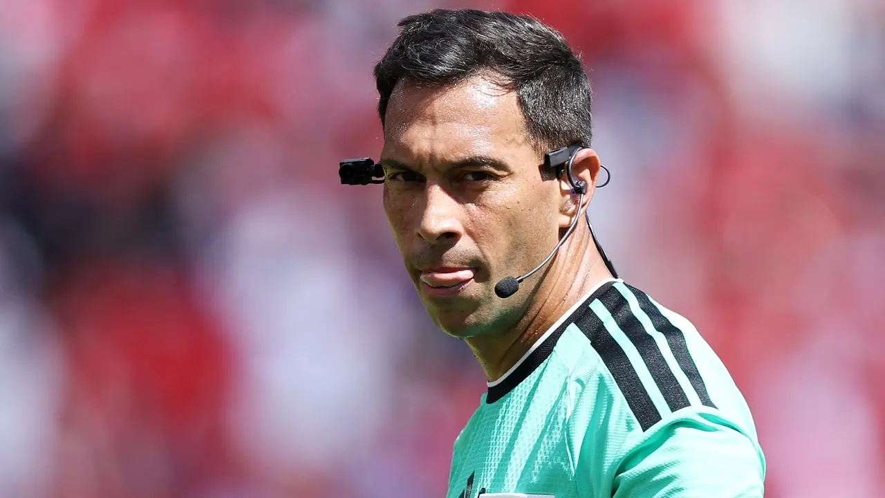 Wasit Facundo Tello
