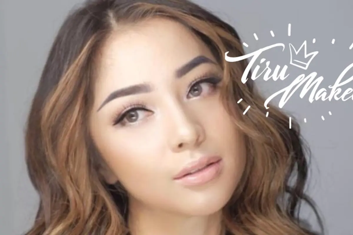 Tiru Makeup: Nikita Willy, Memesona dengan Riasan Wajah Glowing