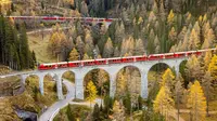 Swiss Pecahkan Rekor Kereta Penumpang Terpanjang di Dunia, Punya 25 Gerbong dan 4.550 Kursi. foto: dok. Rhaetian Railway