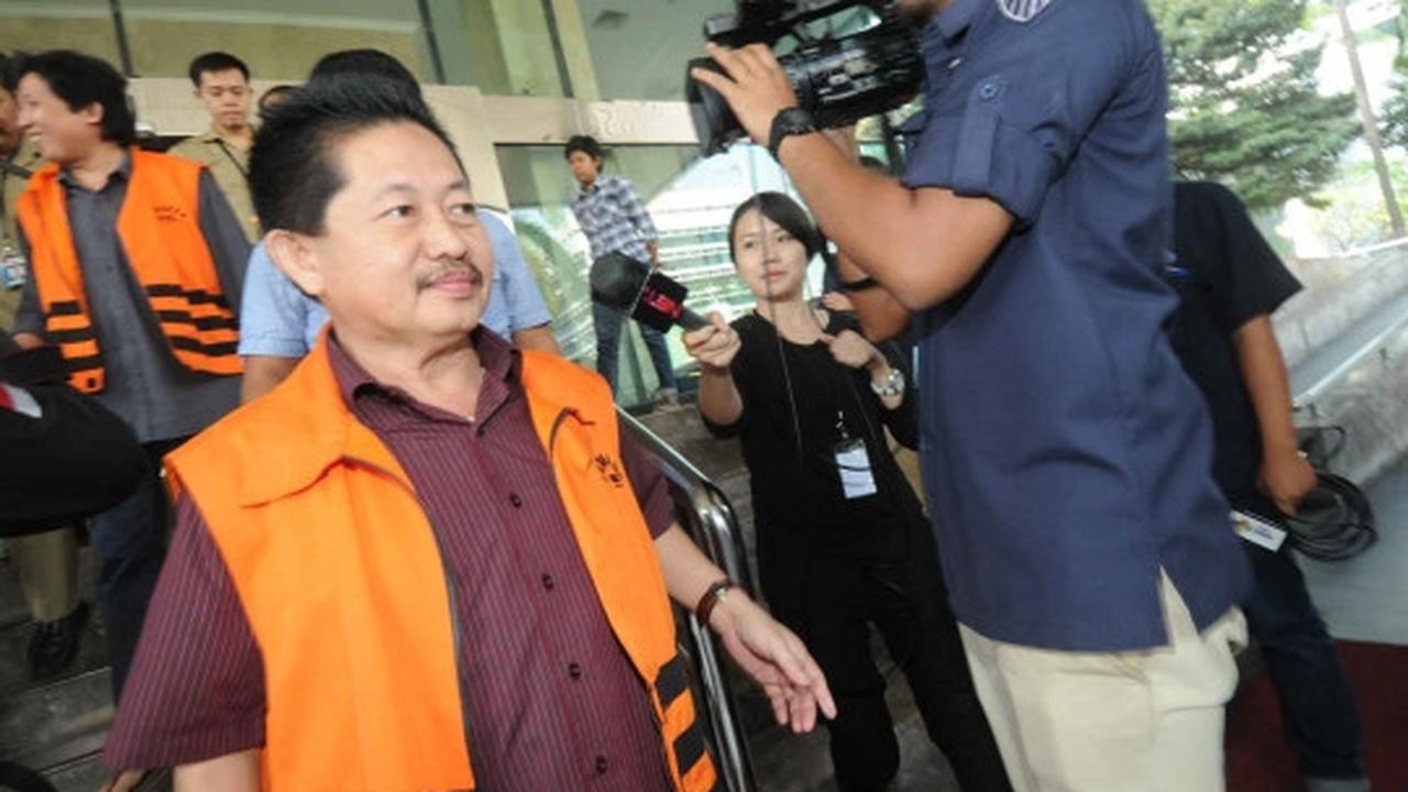 Berkas perkara P21, dua tersangka suap Musi Banyuasin umbar senyum