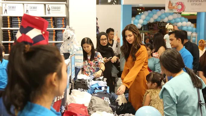 [Bintang] Busana anak