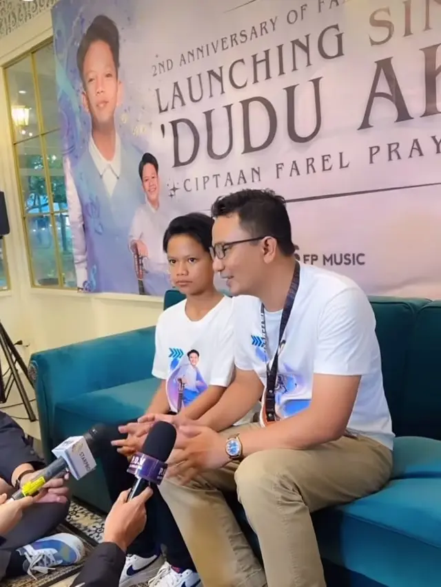 Potret Farel Prayoga saat rilis single baru berjudul Dudu Aku (Sumber: Instagram/@farelprayoga.real)