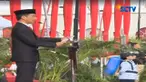 Lebih lanjut Presiden Jokowi mengakui ketrampilan dan keunikan wanita mampu menciptakan situasi sulit menjadi tenang terkendali.