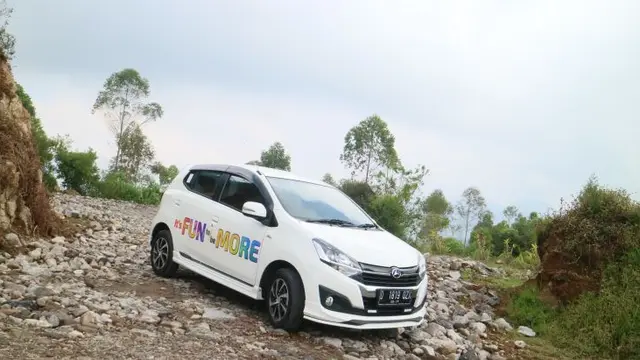 New Daihatsu Ayla 