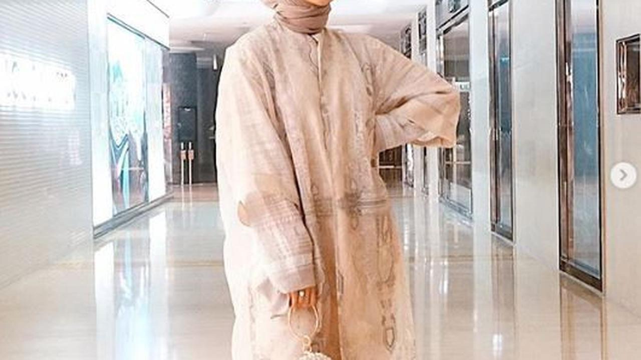 5 Model Baju Tunik untuk Lebaran 2025, dari Citra Kirana hingga Zaskia Adya Mecca Bisa Jadi Inspirasi