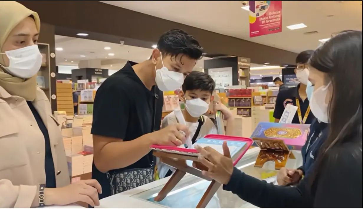 King Faaz Anak Fairuz (Instagram/SonFai Family)