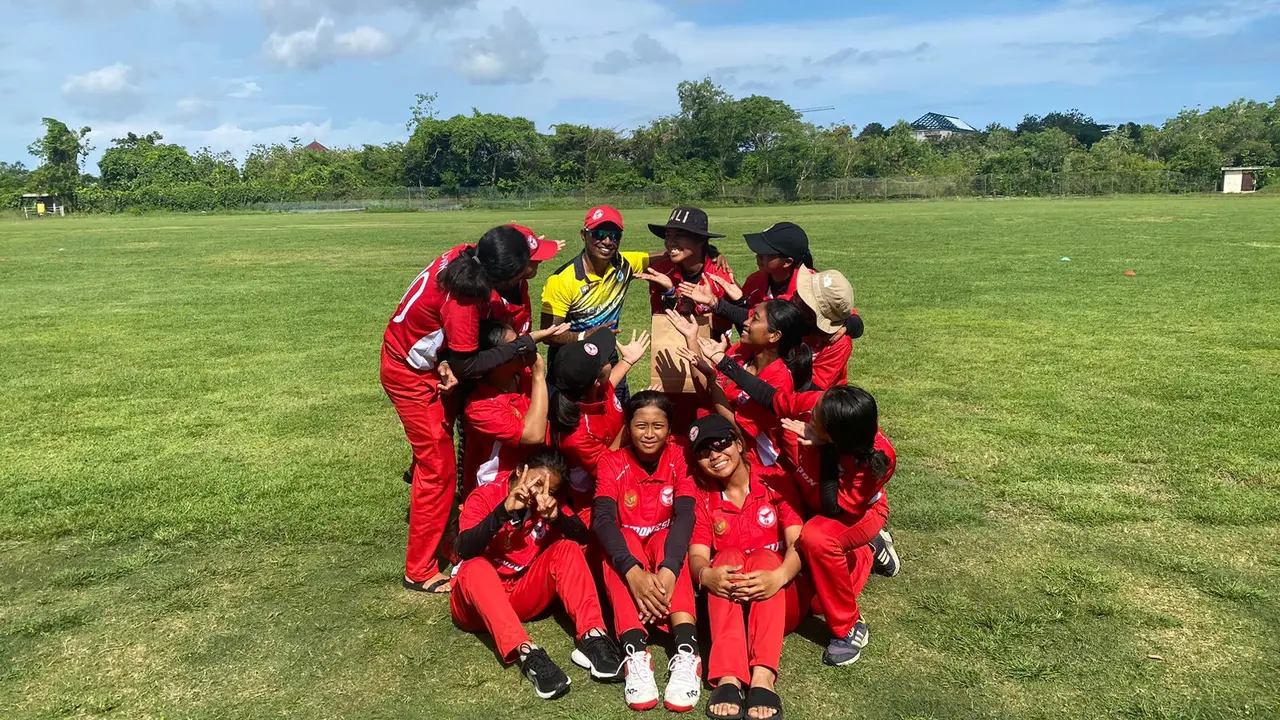 Timnas putri Cricket Indonesia U-19