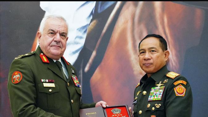 Panglima TNI dan Jenderal Yordania Bahas Dukungan untuk Gaza dan Penguatan Latihan Militer