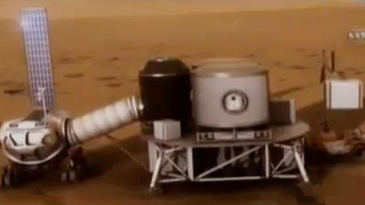 Mobil Box Hantam Sedan hingga NASA Uji Coba Ruang Tahan Api