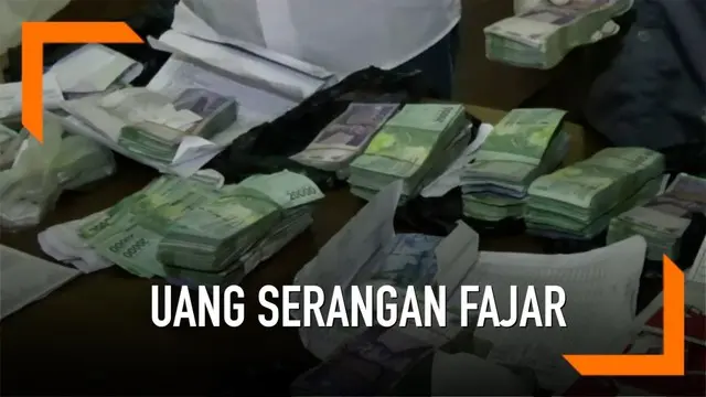 Bawaslu Ponorogo menangkap caleg yang akan memberikan uang untuk serangan fajar. Dari hasil penangkapan, disita uang Rp 66 juta.