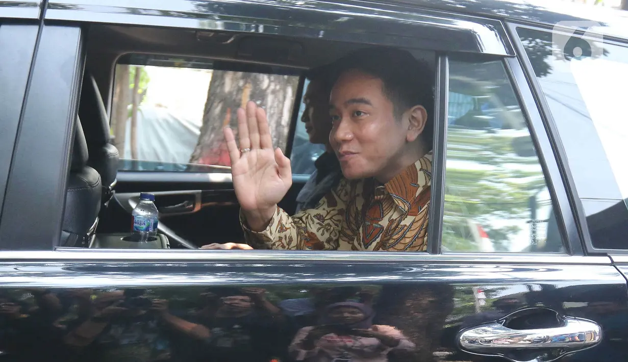 Gibran Rakabuming Raka tengah berada di Jakarta saat masa pendaftaran calon presiden dan calon wakil presiden di Pemilu 2024. (Liputan6.com/Herman Zakharia)