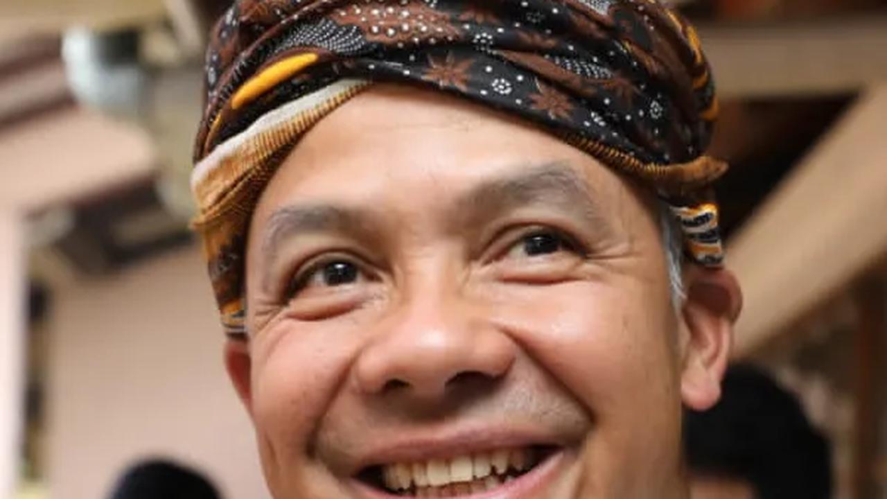 VIDEO: Ganjar & PDIP Segera Umumkan Sosok Cawapresnya Tunggu Hari Baik Sebentar Lagi