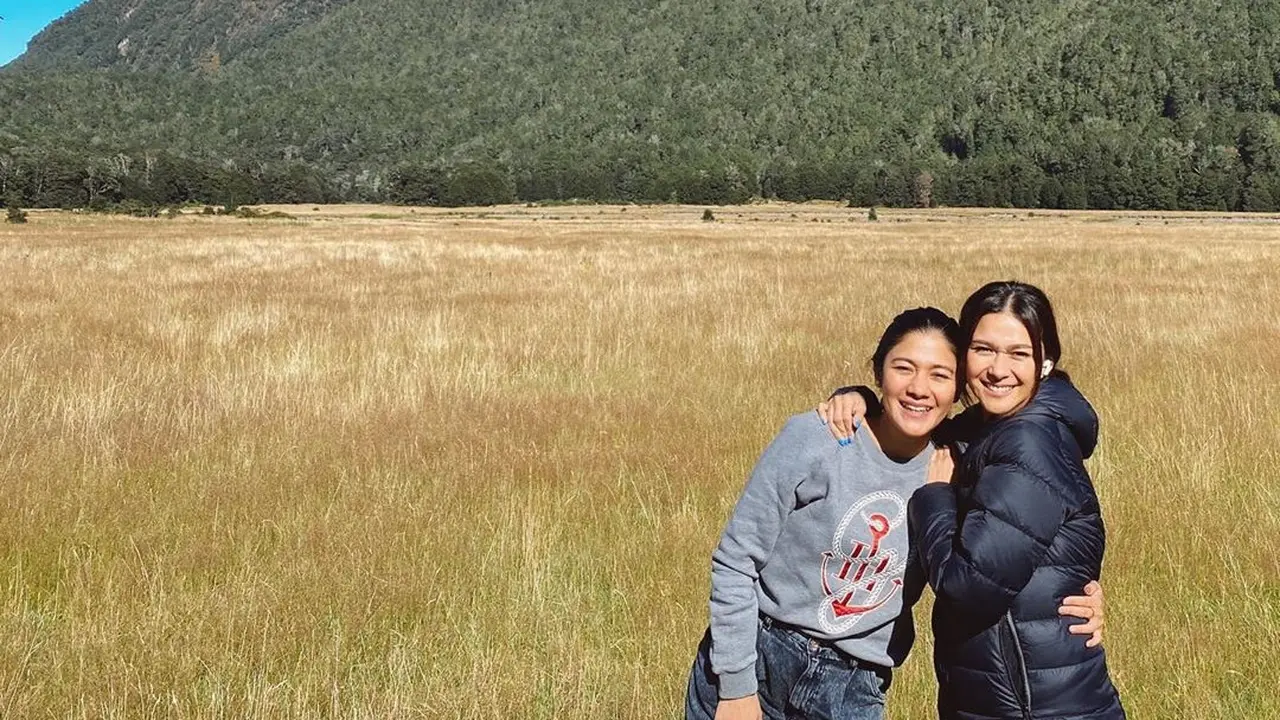 Momen Nana dan Naysila Mirdad ketika menghabiskan waktu berlibur di Selandia Baru