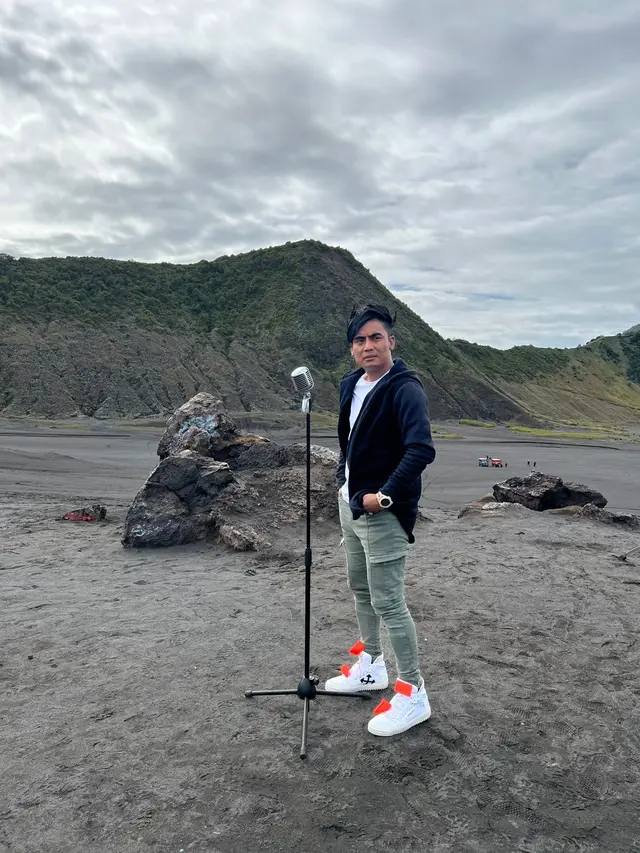 Setia Band kembali bermusik dengan meluncurkan lagu baru berjudul 7 Tahun.