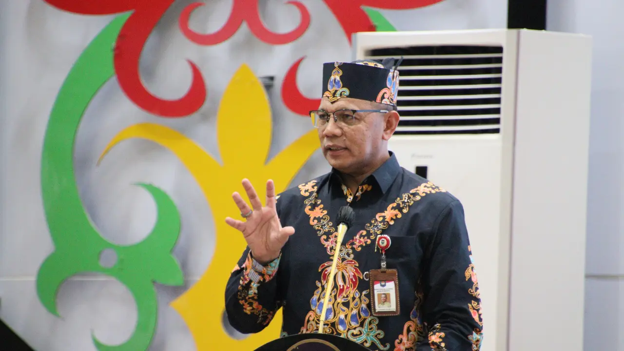 PLH Dirjen Bina Pemdes La Ode Ahmad P Bolombo. (Istimewa)