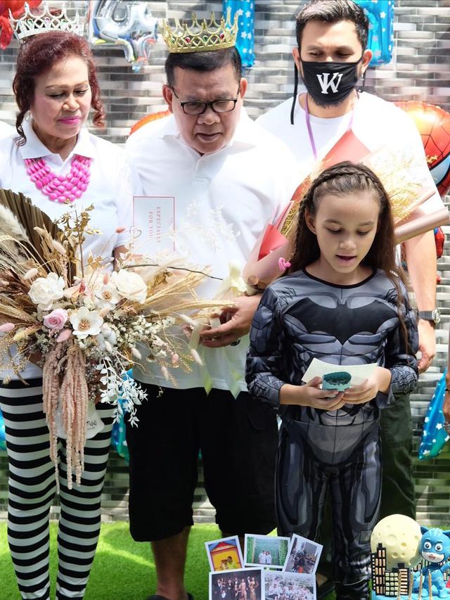 Momen ulang tahun Courage anak Melaney Ricardo dan Tyson Lynch