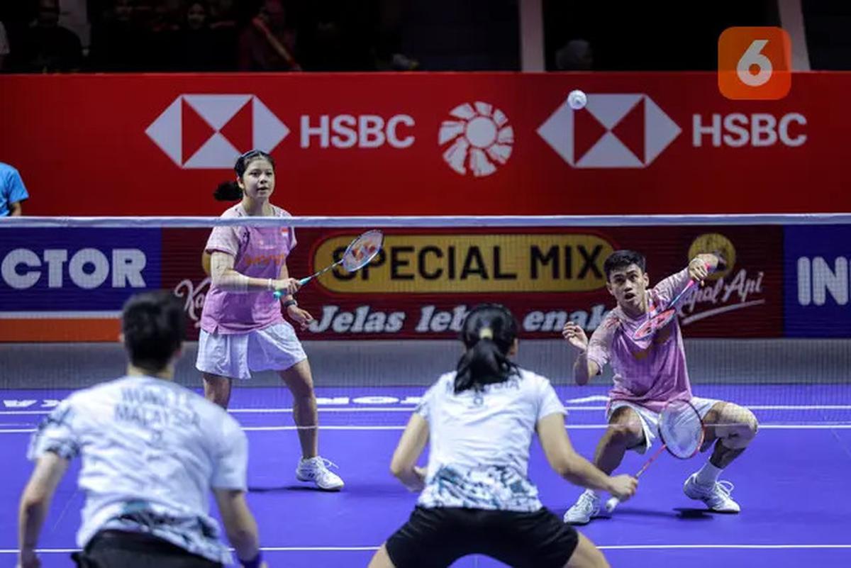 Foto: Debut Manis Felisha dan Jafar di Indonesia Open 2025, Menang Dua Gim Langsung