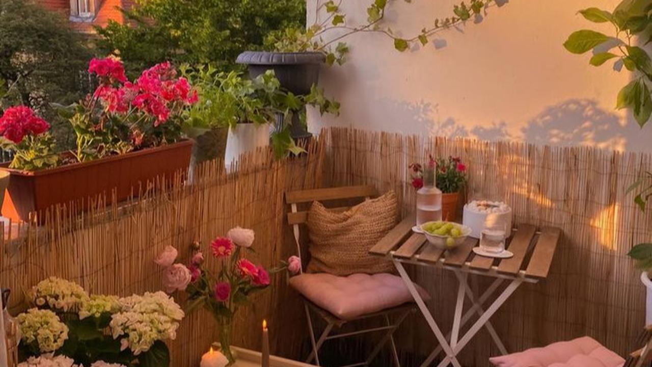 5 Desain Balkon Kamar Minimalis yang Bisa Mengubah Tampilan Rumah Anda Terlihat Semakin Nyaman