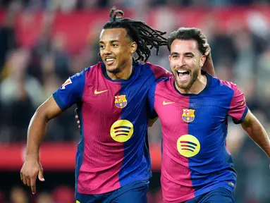 Barcelona berhasil meraup poin penuh saat bertandang ke markas Sevilla di laga pekan ke-23 Liga Spanyol 2024/2025 di Ramon Sanchez Pizjuan, Senin (10/02/2025). (AP Photo/Jose Breton)