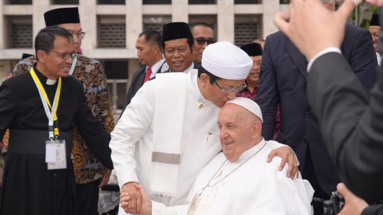Sisi Lain Nasaruddin Umar Menteri Agama RI, Ulama Islam Indonesia yang Ramah pada Semua Agama hingga Diberi Seabrek Penghargaan