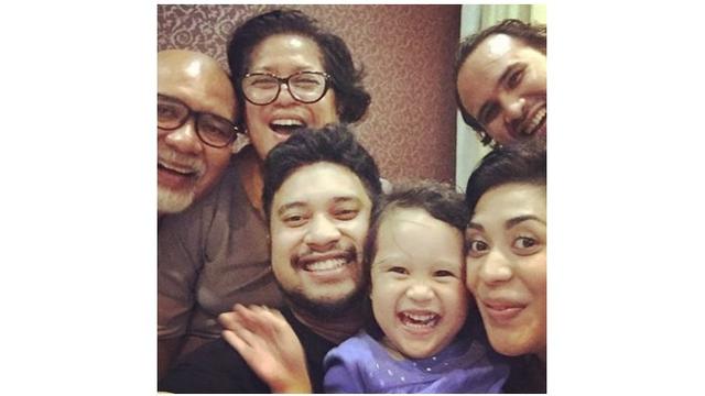 7 Potret Arya Satria Claproth, Suami Karen Idol yang Jadi Sorotan