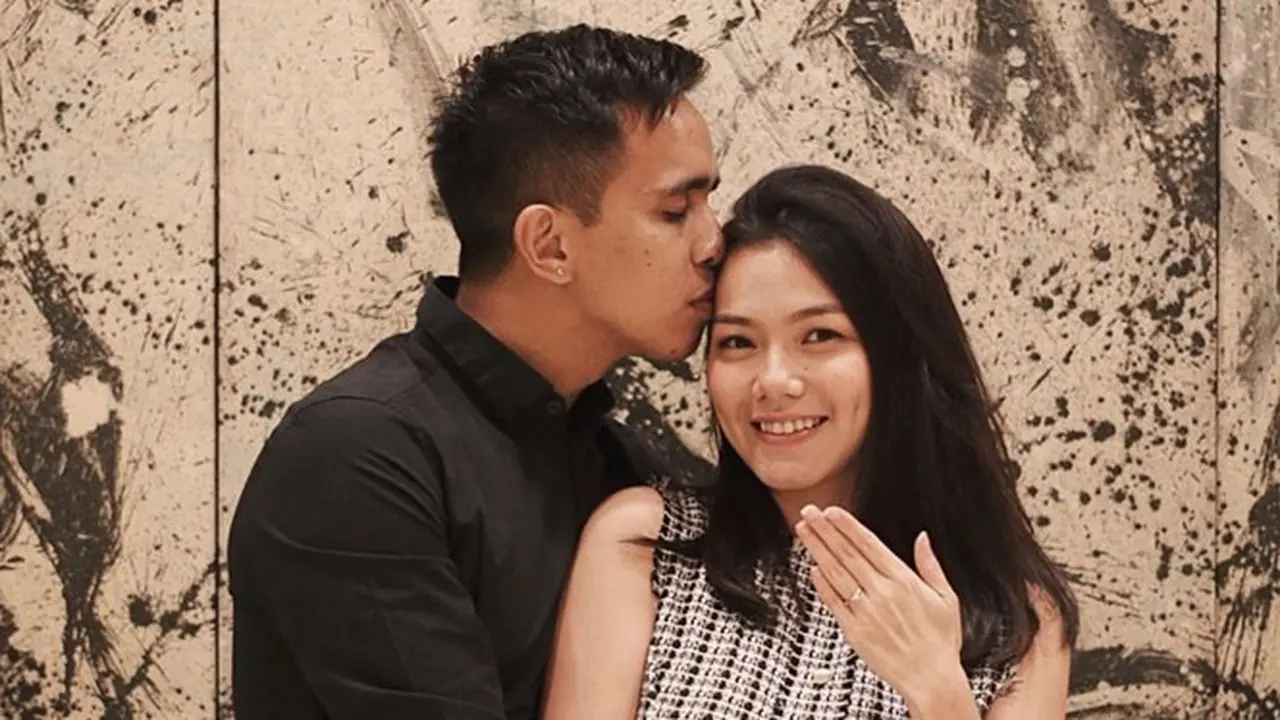 6 Potret Nana Uli Kuinra, Calon Istri Andovi da Lopez yang Jarang Tersorot