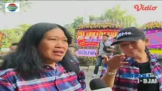 Sebelum menghadiri sidang, Ahok menyempatkan diri bertemu dengan warga. 