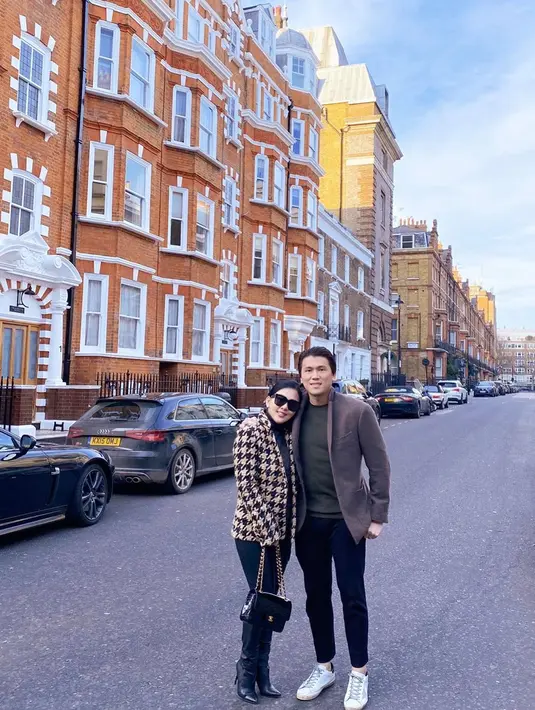 (Instagram/princessyahrini)