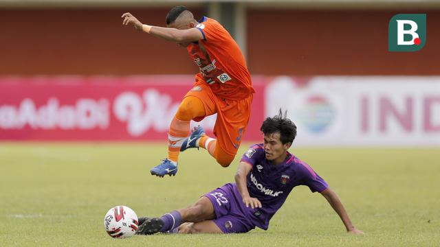 FOTO: Persiraja Banda Aceh Bantai Persita Tangerang 3-1