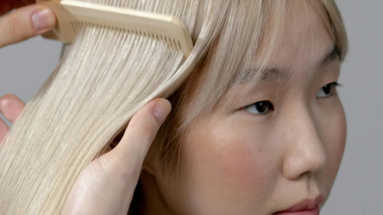 Tes Kepribadian Berdasarkan Kebiasaan Menyisir Rambut