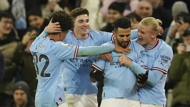 Foto: Comeback Sensasional Manchester City Atas Tottenham Hotspur di Liga Inggris, Riyad Mahrez Inspirasi Kemenangan