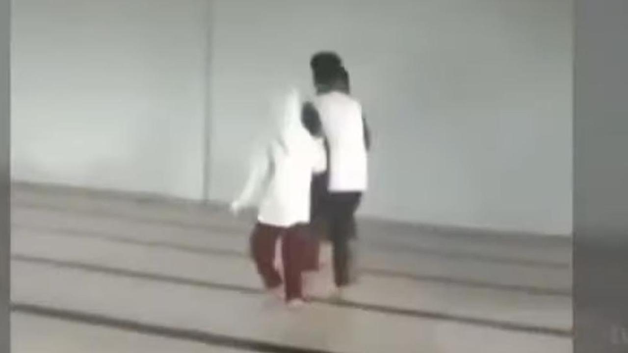 Viral Guru dan Siswi Diduga Mesum di Masjid
