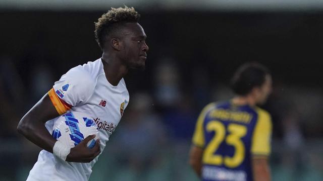 Foto: Di Luar Dugaan, AS Roma Asuhan Mourinho Alami Kekalahan Perdana di Liga Italia 2021 / 2022, dari Hellas Verona