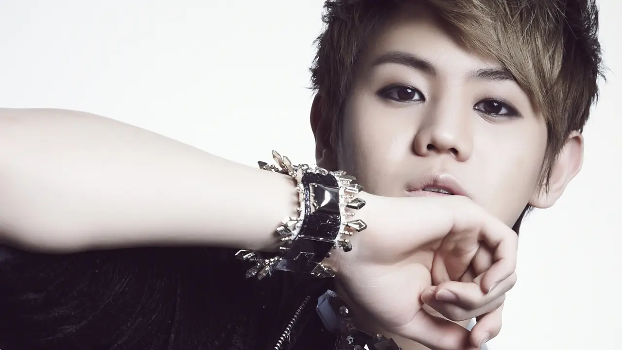 Yoseob `B2ST` Beri Peringatan untuk Penggemar
