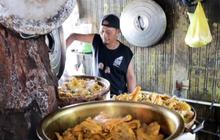 Gokil, Pria Ini Sukses Jualan Ayam Kampung Goreng dalam Sehari Habiskan 400 Ekor dan Omzet Rp70 Juta