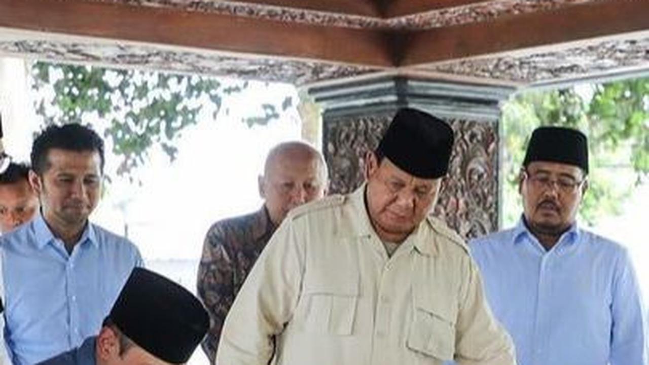 VIDEO: Makna di Balik Ziarah Capres Prabowo ke Makam Bung Karno