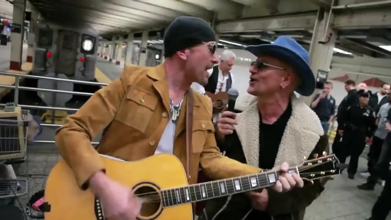Kelompok Pemusik U2 Menyamar Jadi Pengamen Jalanan New York