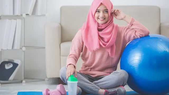 Sayangi Kulit Selama Berpuasa, Ini Perawatan yang Tepat dari Sahur hingga Berbuka