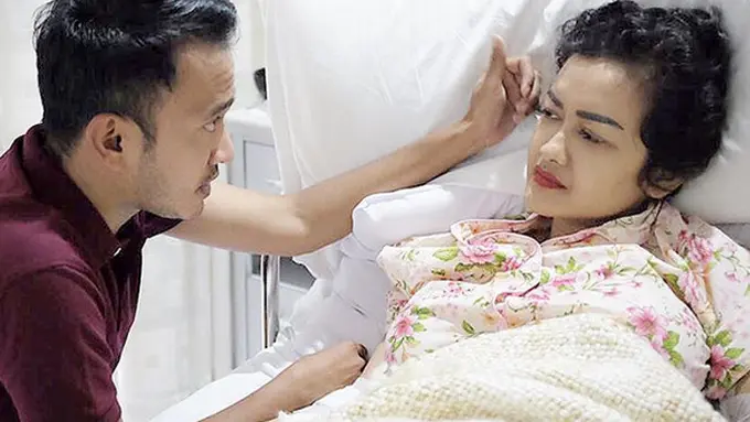 [Bintang] Julia Perez dan Ruben Onsu