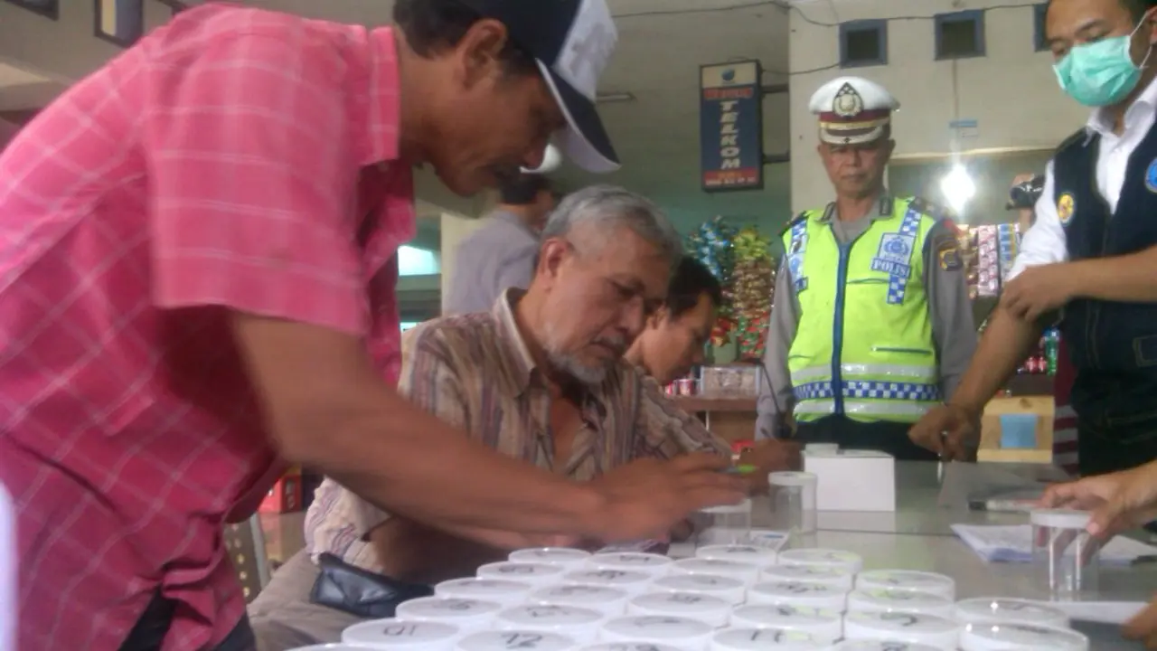 Tes Urine Sopir dan Kernet di Terminal Giwangan