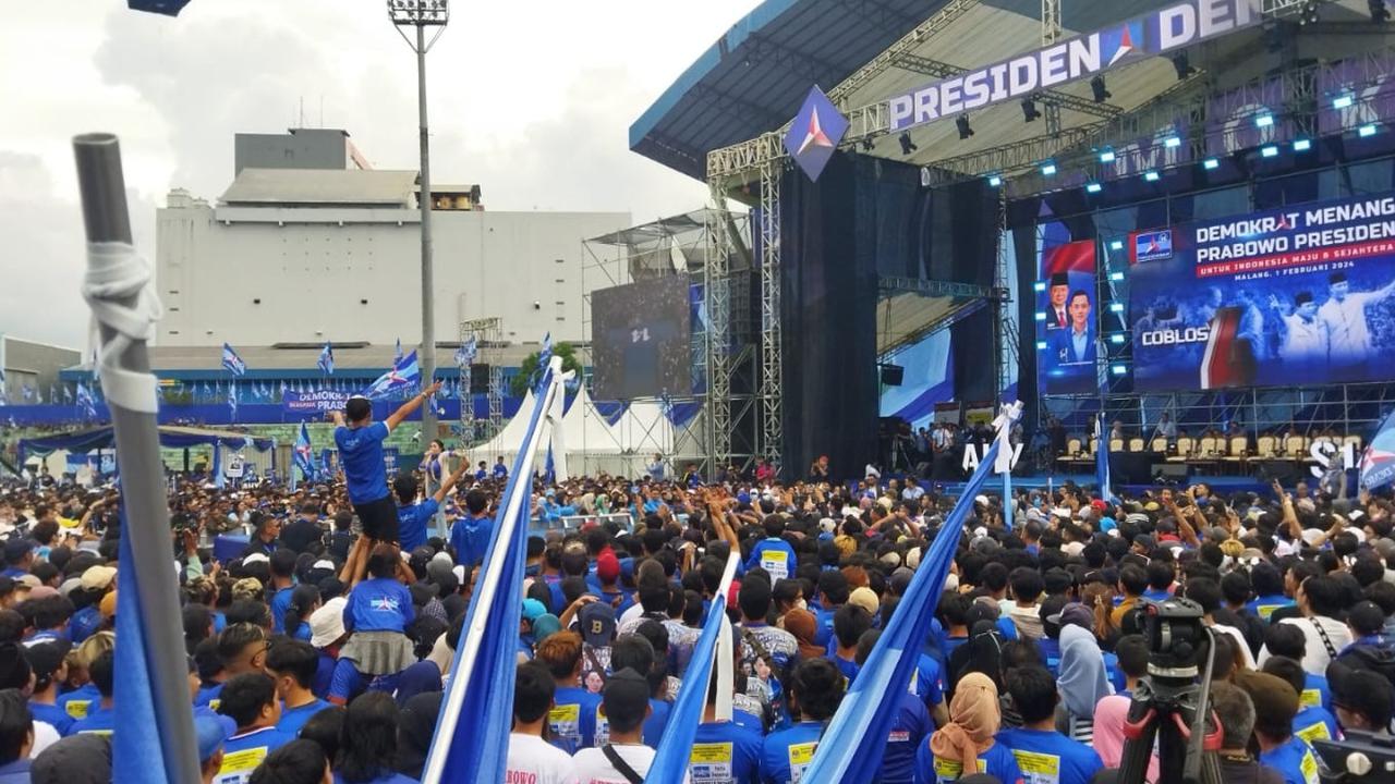 Ketum Partai Gerindra ini menambahkan, Indonesia butuh putra putri terbaik untuk membangun bangsa tanpa memandang SARA.&nbsp;