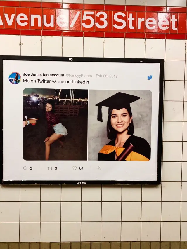 Twit Dipajang di Stasiun Kereta Amerika