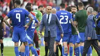 Pelatih Timnas Italia, Luciano Spalletti, gagal membawa timnya lolos ke perempat final Euro 2024, setelah takluk 0-2 dari Swiss pada 16 besar di&nbsp;Olympiastadion Berlin, Sabtu (29/6/2024) malam WIB. (Robert Michael/dpa via AP)