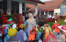 Jaga Keamanan Data MPLS: Pengamat Ingatkan Batasi Unggahan Medsos untuk Siswa Baru