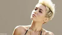 Miley Cyrus Tampil Bugil Di Kampanye Kanker Kulit