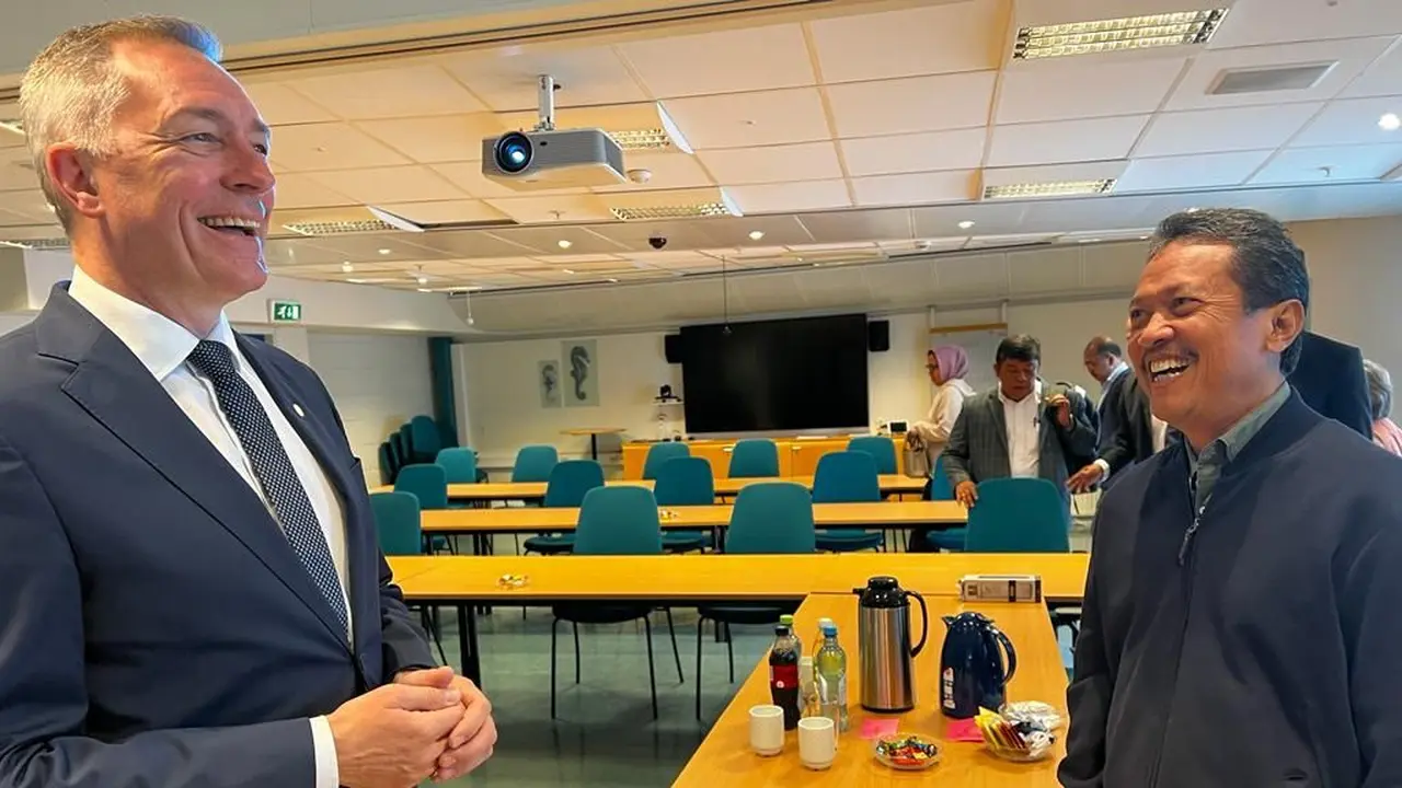 Menteri Kelautan dan Perikanan Sakti Wahyu Trenggono mengunjungi Kota Bergen di Norwegia. (Dok KKP)