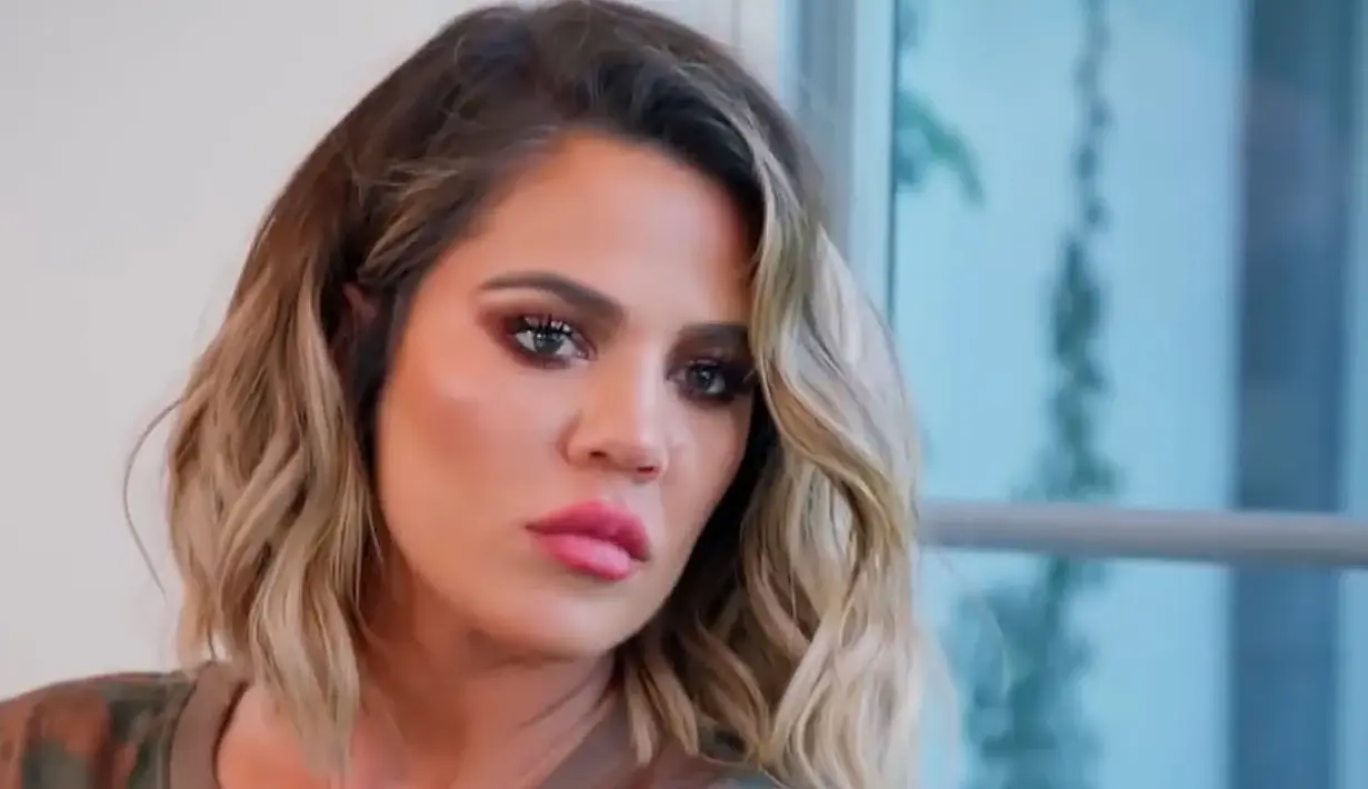 Seperti yang sudah   diketahui, selingkuhnya Tristan   beberapa hari sebelum Khloe melahirkan anaknya benar-benar membuat publik marah. (YouTube)