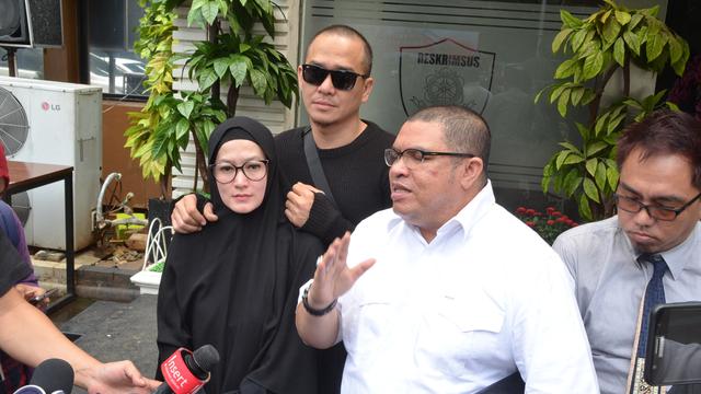 [Bintang] Lyra Virna