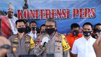 Sebelumnya Kepala Desa (Kades) Mompang Julu, Hendri Hasibuan, mengundurkan diri.